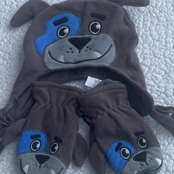 Hat and glove set - Picture 1 of 2